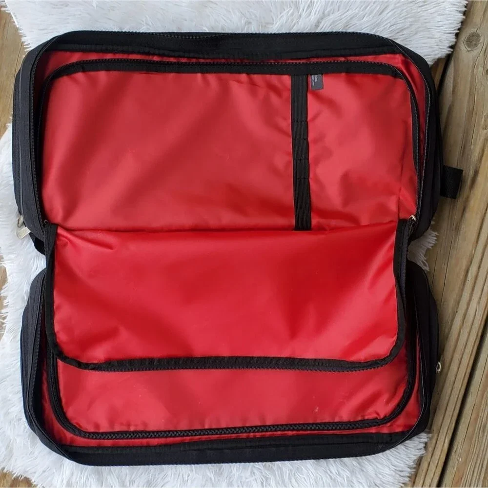 Mercer knife 3 compartment 21-pocket bag